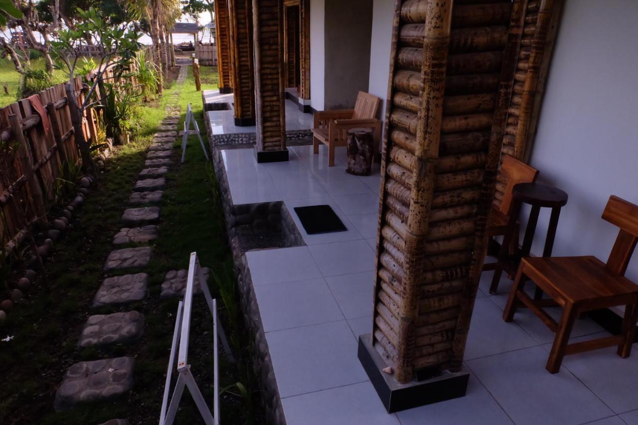 The Nyamo Surf & Stay Pulukan Exterior photo