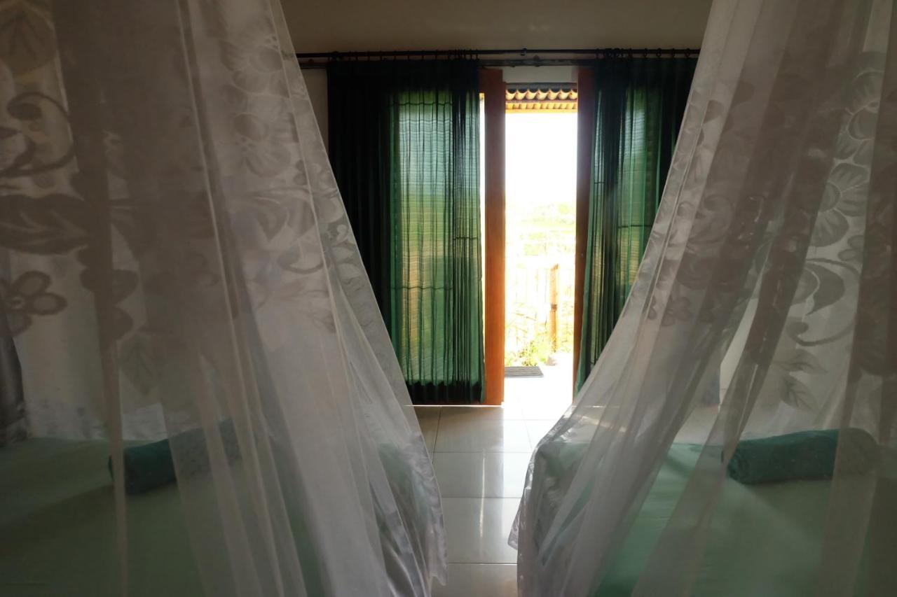 The Nyamo Surf & Stay Pulukan Exterior photo